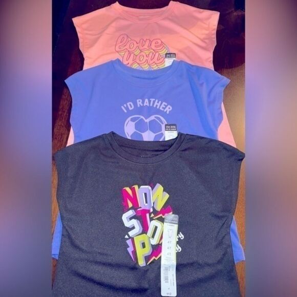 Bundle of 3 - Girls summer tops- 4T- NWT - Picture 1 of 1